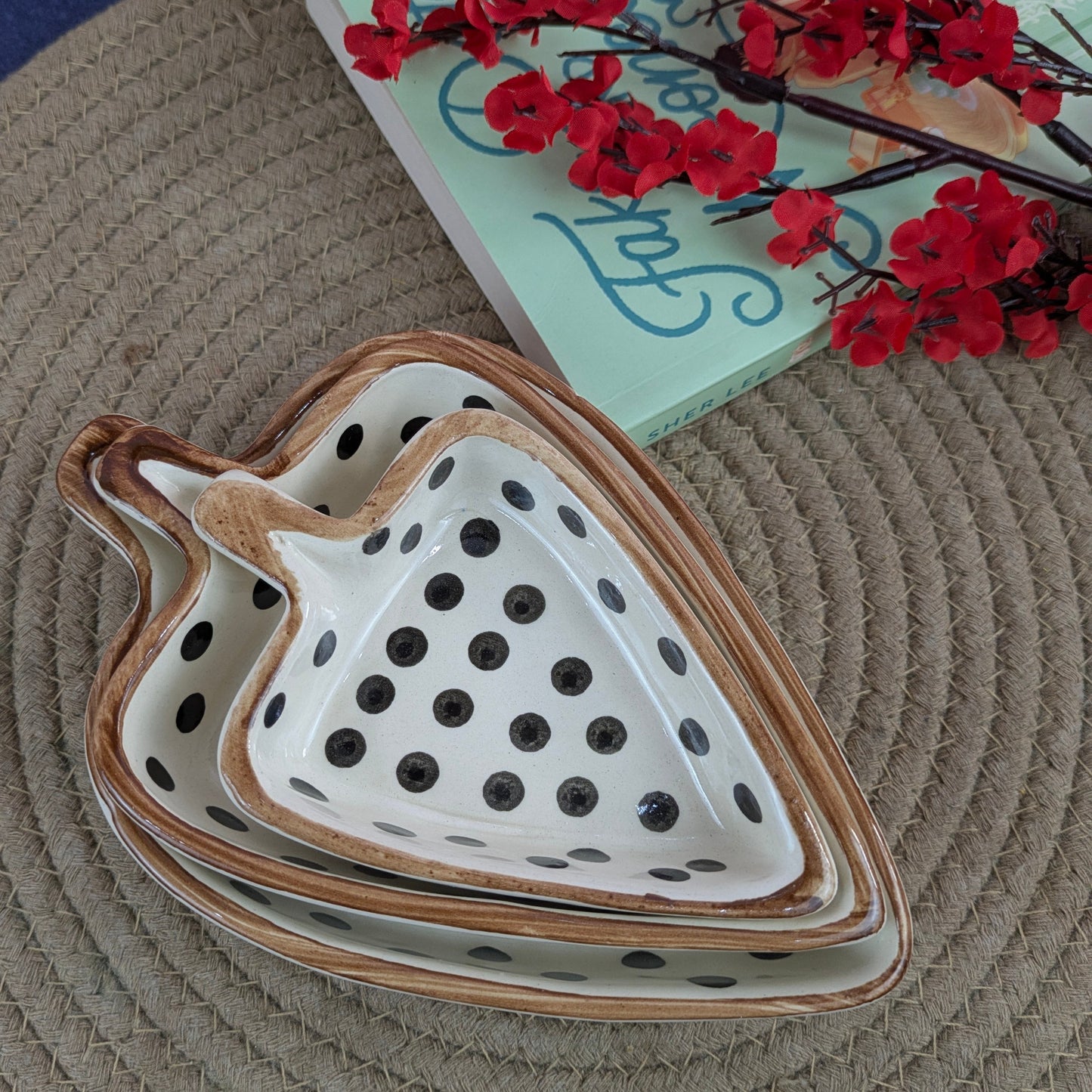 Dot & Leaf I 3-Piece Ceramic Serving Platter Set
